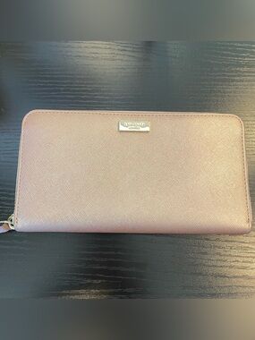 🔥KATE SPADE🔥Rose Gold Zip Around Wallet